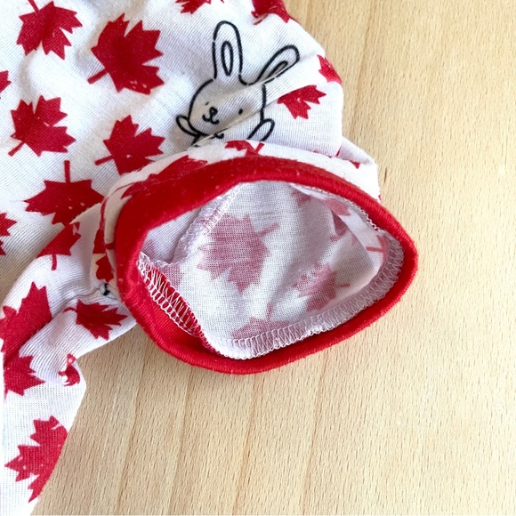 🍓4/$15🍓 Joe Fresh Baby Romper with Maple Leaf and Bunny Print - Picture 6 of 8